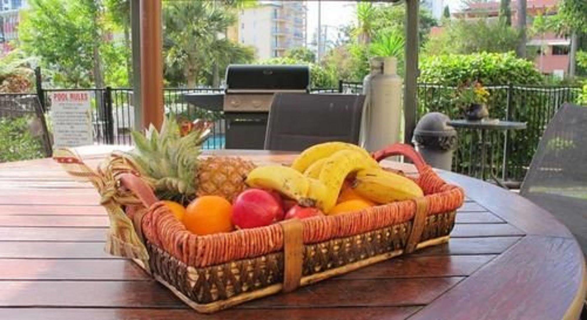 Grangewood Court Apartments Гоулд Коуст Екстериор снимка